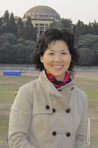 Shi Zhengli la batwoman chinoise