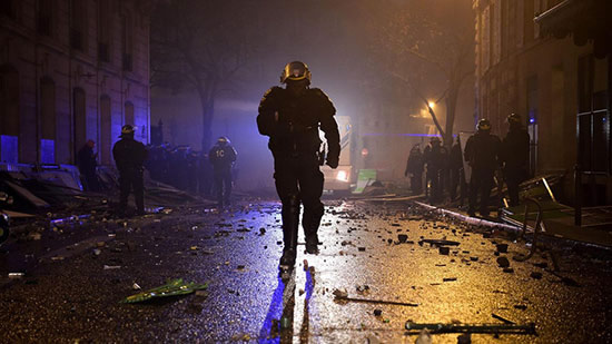 Le jour est devenu comme les ténèbres
