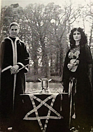 Michael et Lilith Aquino