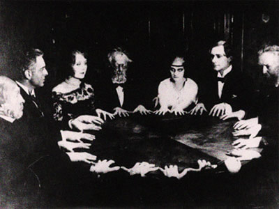 Séance de spiritisme