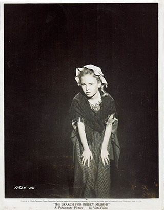 L'actrice Denise Freeborn incarnant Bridey Murphy