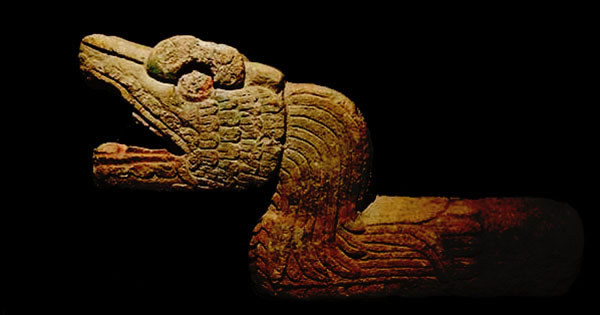 Serpent à plumes