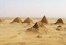 Les pyramides cachées d'Égypte